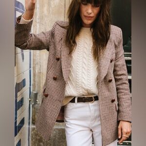 Gorgeous wool Edgar houndstooth blazer by Mister k.